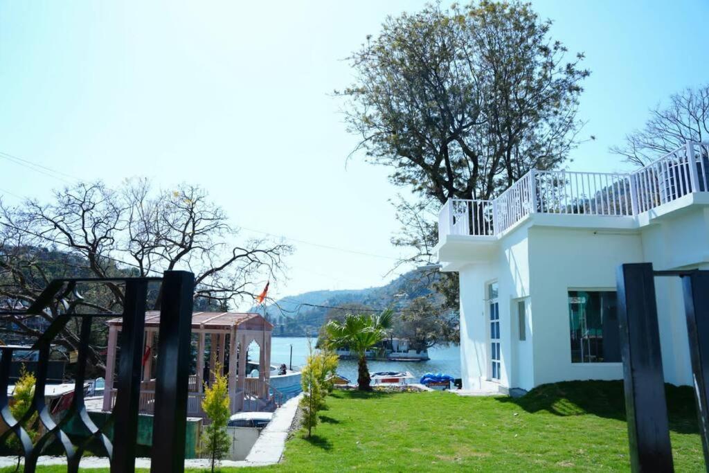 The Periwinkle Homestay Bhimtal Luaran gambar