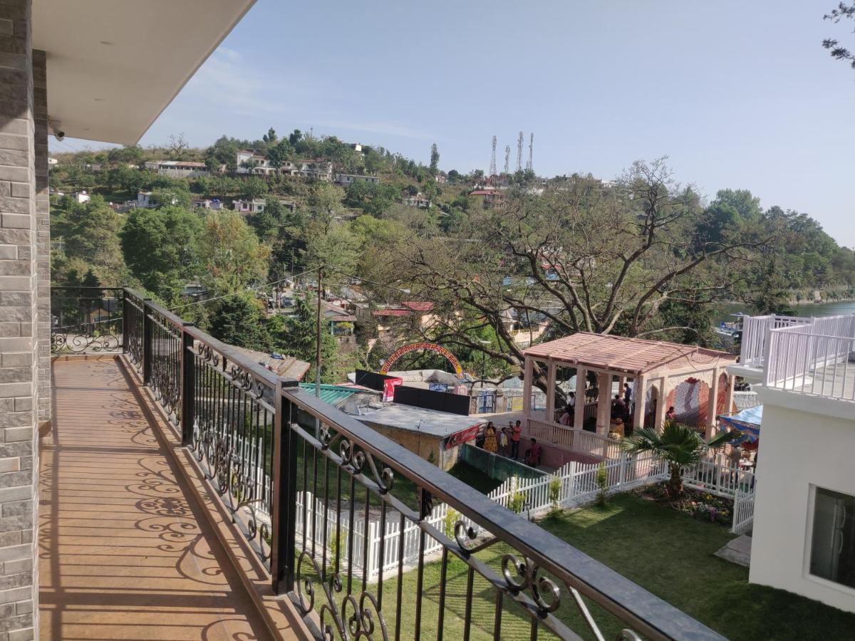 The Periwinkle Homestay Bhimtal Luaran gambar