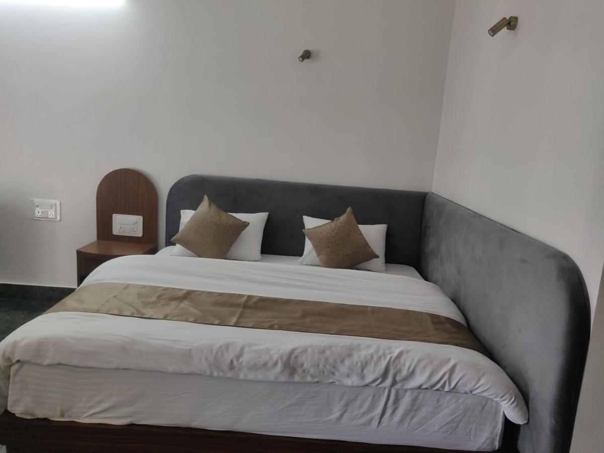The Periwinkle Homestay Bhimtal Luaran gambar