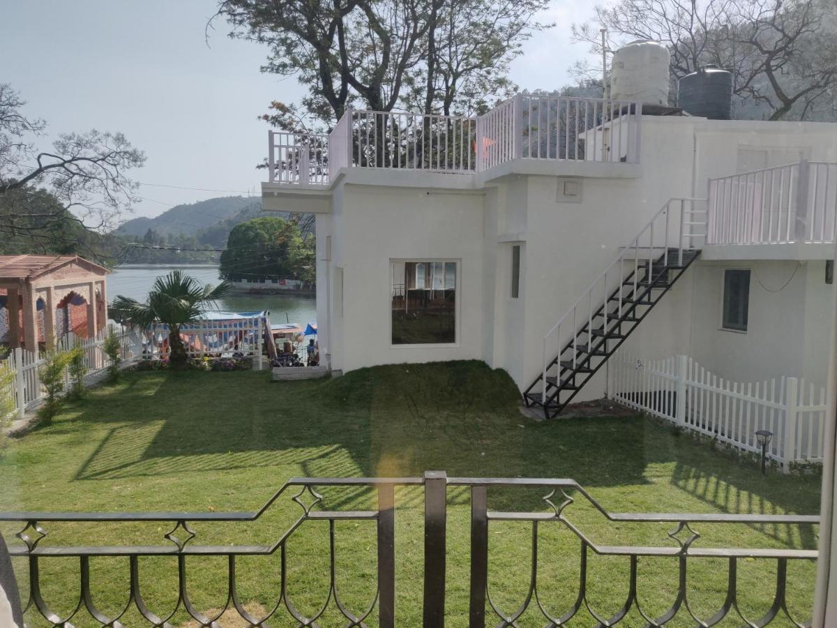 The Periwinkle Homestay Bhimtal Luaran gambar