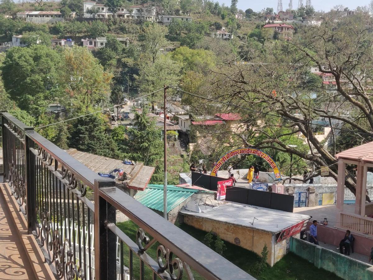 The Periwinkle Homestay Bhimtal Luaran gambar