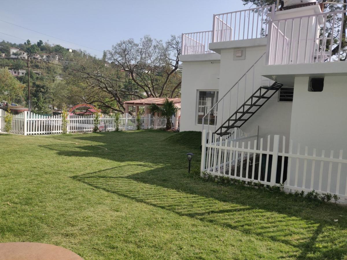 The Periwinkle Homestay Bhimtal Luaran gambar